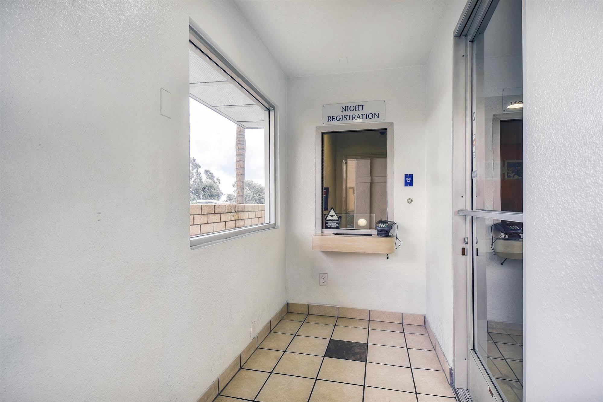 Motel 6-Chino, Ca - Los Angeles Area Esterno foto