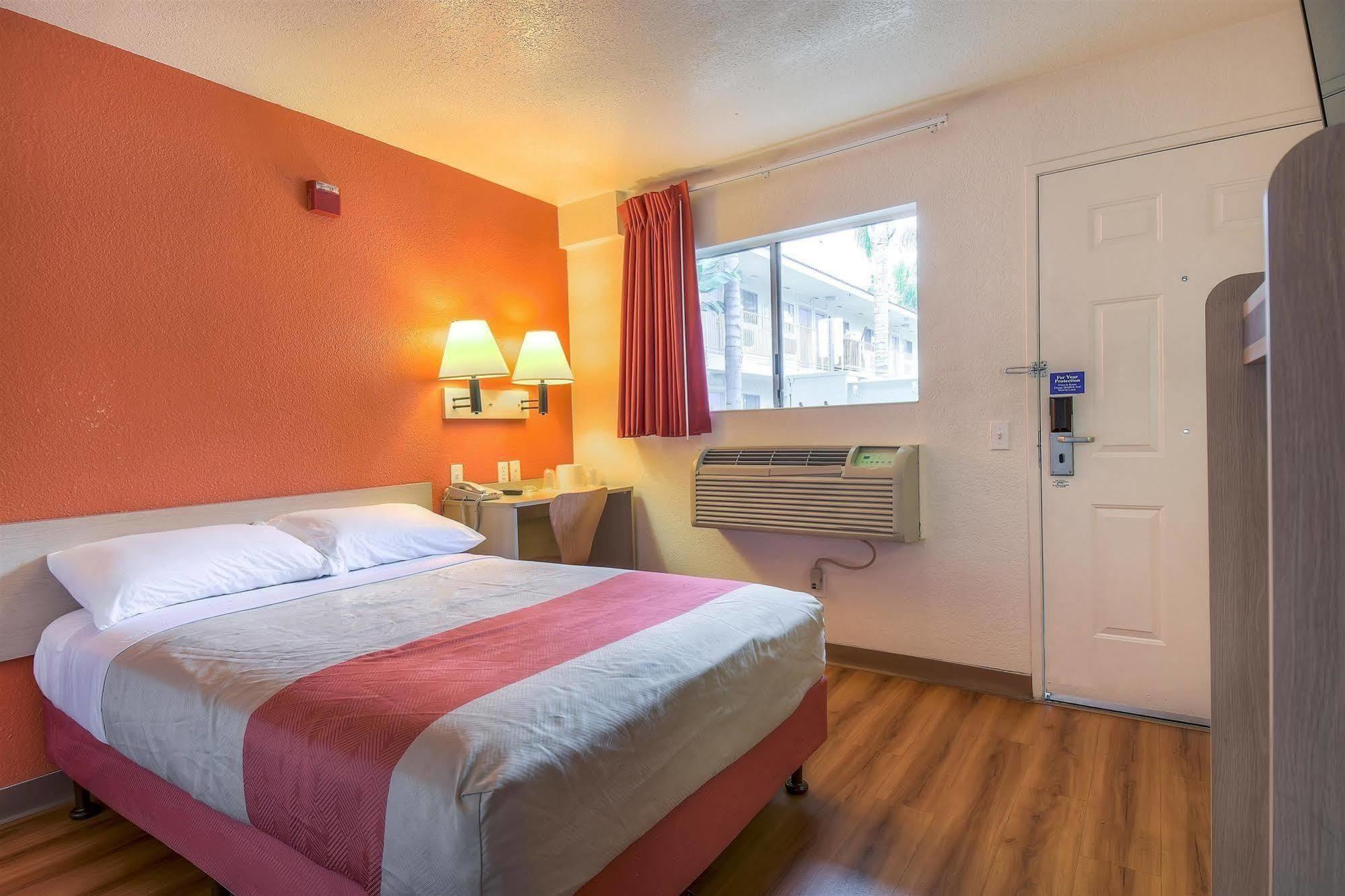 Motel 6-Chino, Ca - Los Angeles Area Esterno foto